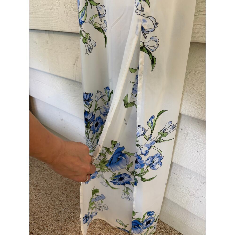 Identity Floral Halter Wide-Leg Jumpsuit – White & Blue Floral – Size M - Picture 8 of 10